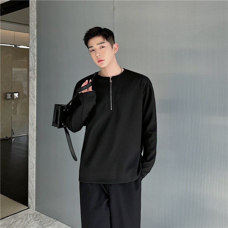 Men's modern monochrome half-zip pullover top!