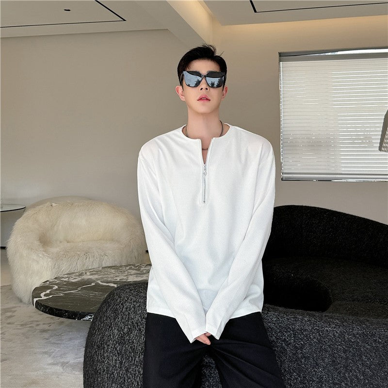 Men's modern monochrome half-zip pullover top!