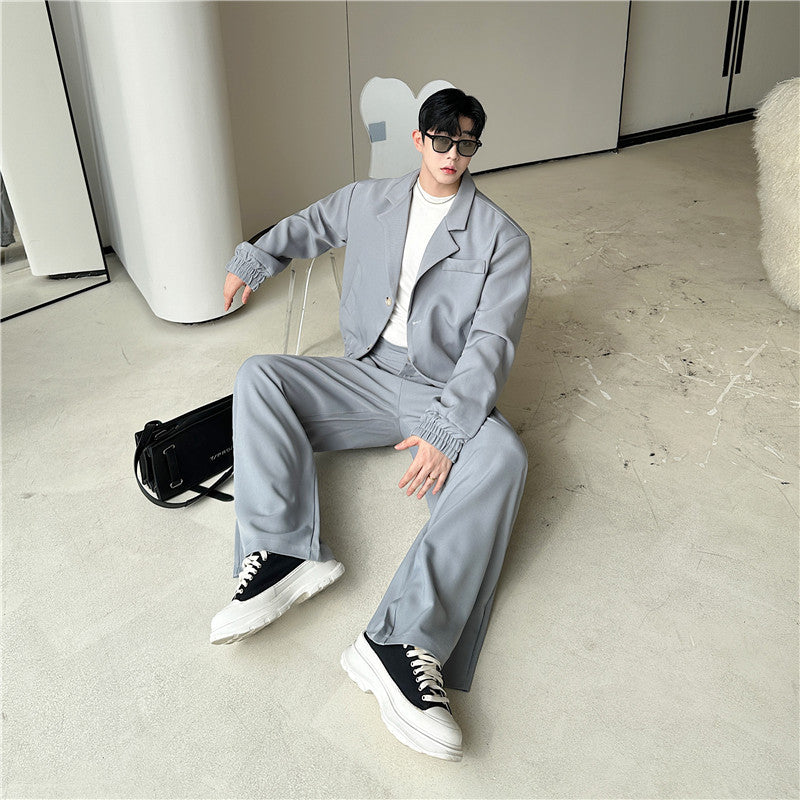 Mode and high street fashion