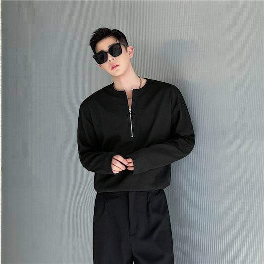 Men's modern monochrome half-zip pullover top!